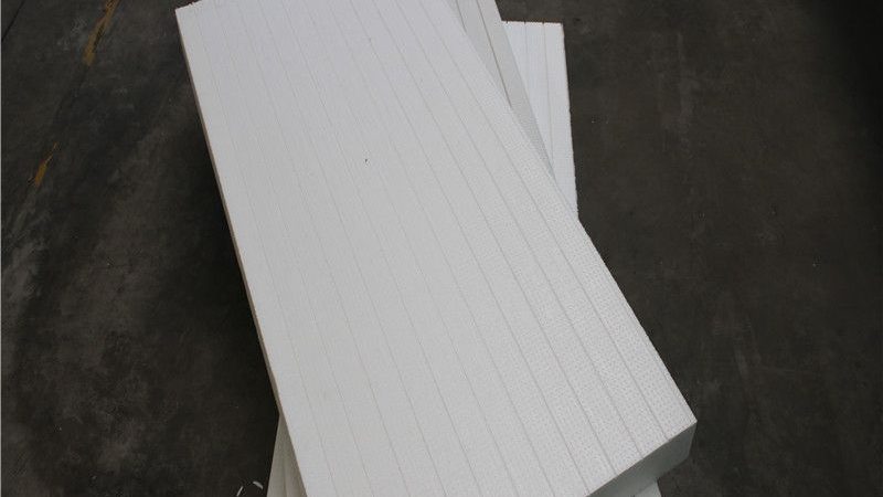 屋面防水卷材老化多久需更换？揭秘防水寿命的关键因素